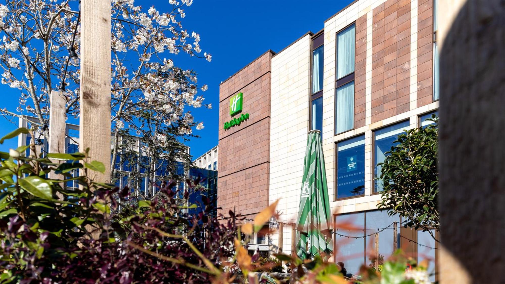 - Centre By Ihg