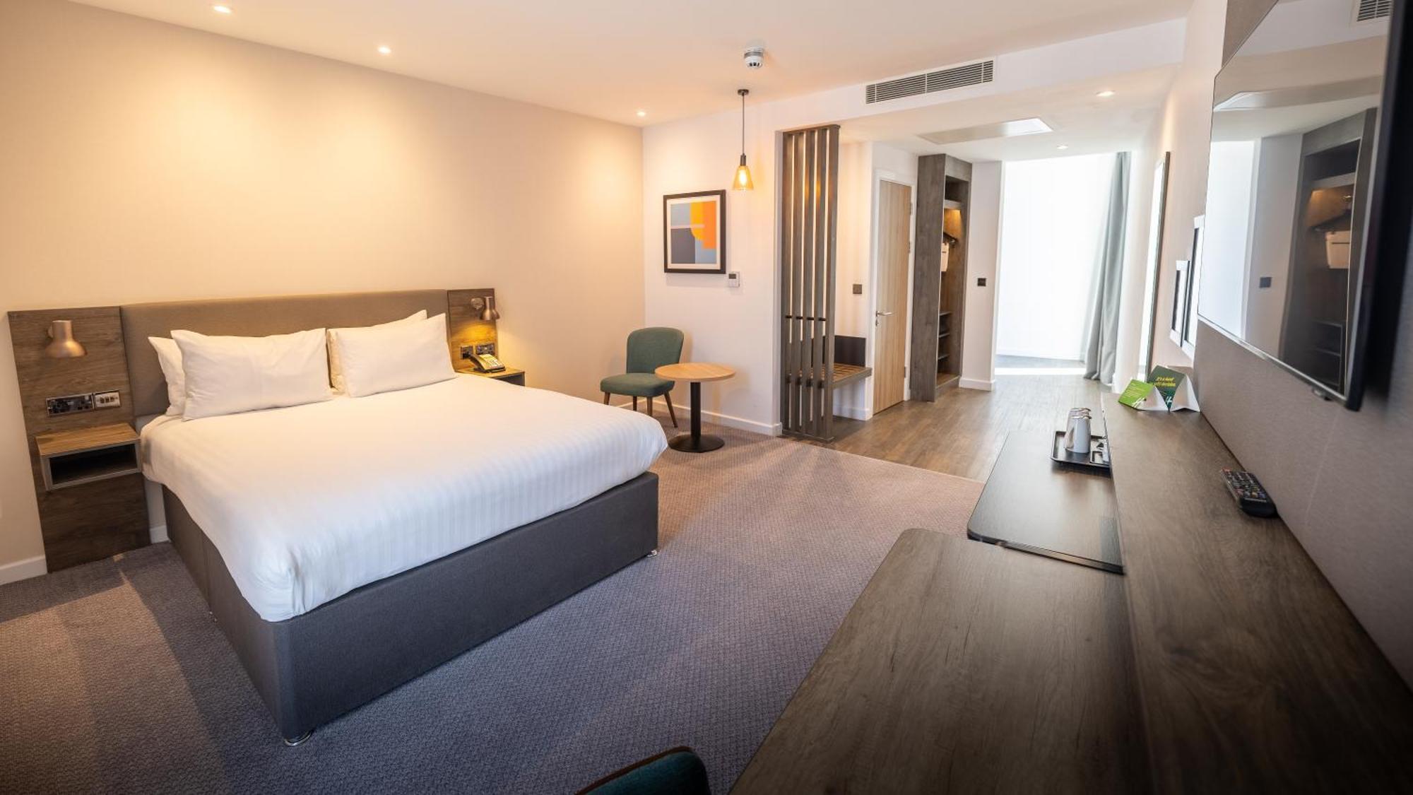 - Centre By Ihg